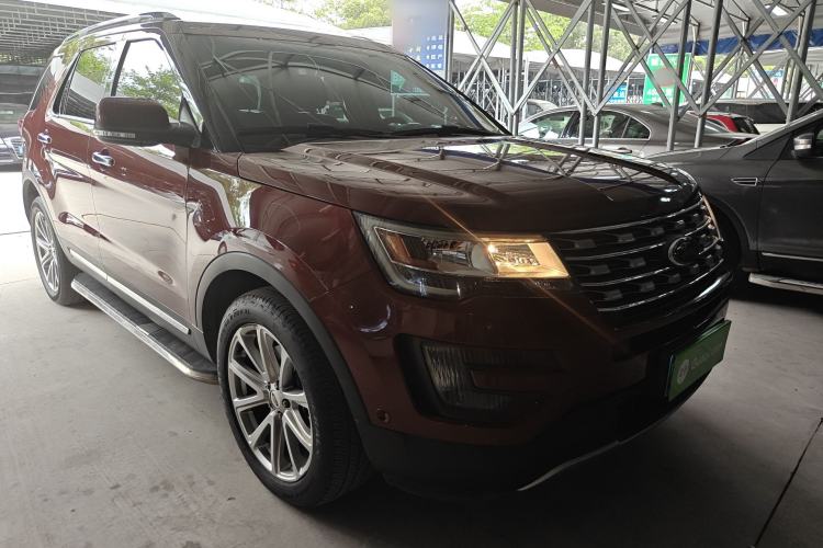 Used Ford Explorer 2016 2.3T Elite Edition Front Right 45 Deg