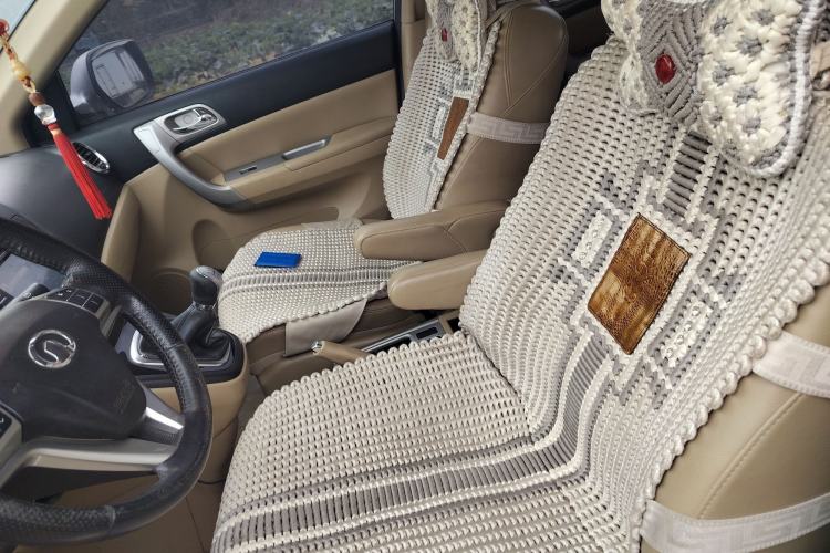 Used Haval H6 2011 2.0L Manual Two-Wheel Drive Elite Version