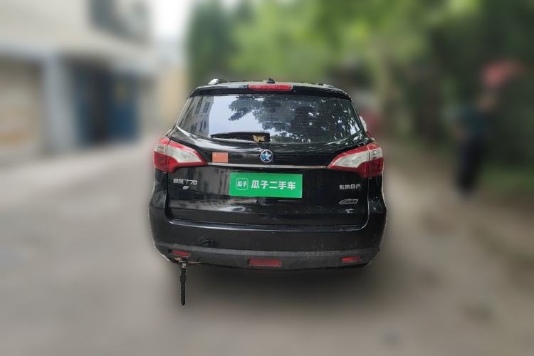 Used Venucia T70 2015 2.0L CVT Smart Edition