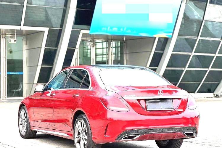 Used Mercedes-Benz C-Class 2017 Facelift C 200 L Sport Edition Exterior 6