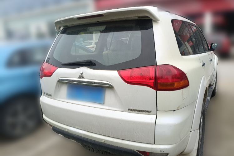 Used Mitsubishi Pajero Sport 2013 3.0L Automatic 4x4 Executive Edition Rear