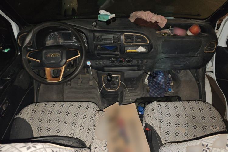 Used JMC Transit 2021 2.8T Space King Standard Version Long Wheelbase Mid-Height Roof Rear Dual Tires – Step 6-Seater Diesel China VI Emission Standard JX493
