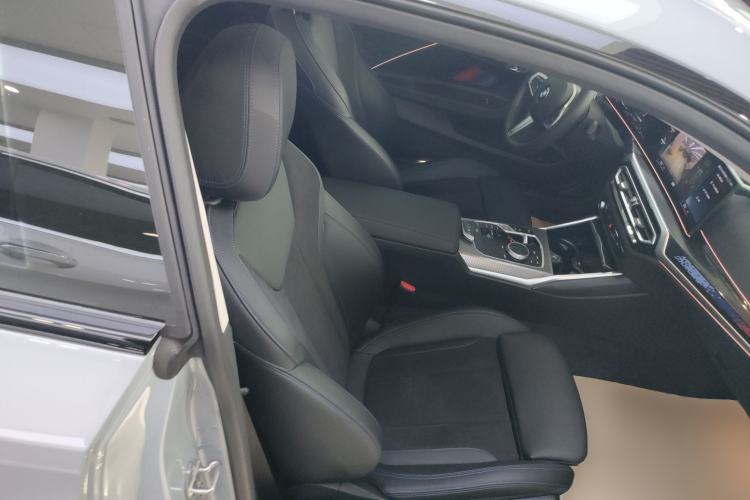 Used BMW 2 Series 2023 225i M Sport Night Edition Package Right Front Seat