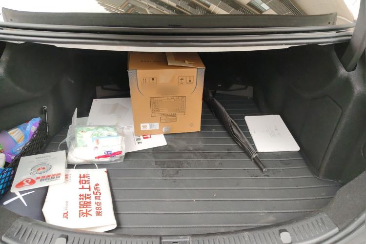 Used Mercedes-Benz E-Class 2021 Updated E 260 Fashion Sport Edition Trunk