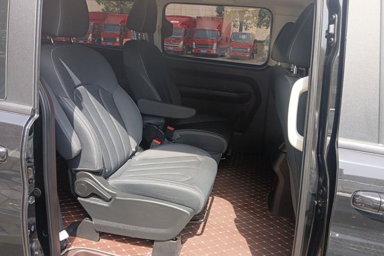 Used BAW Ruisheng Ace M7 2023 2.0L Long Wheelbase Enjoyment Version 7 Seats Left Rear Seat