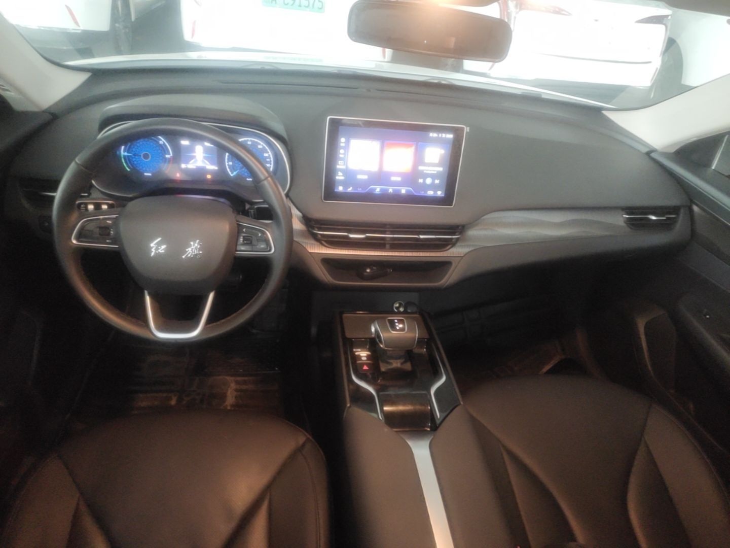 Hongqi E-QM5 2024 450km Range Commuter Version — снимка 12