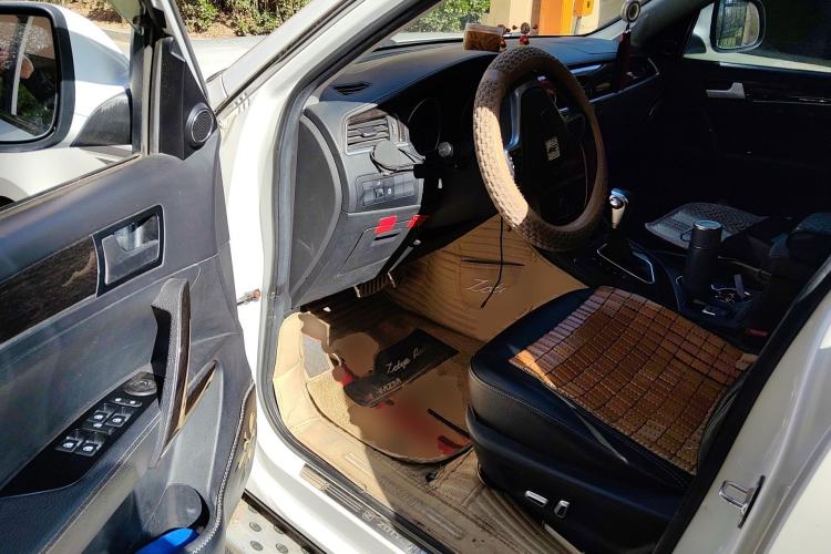 Used Zotye T600 2014 2.0T DCT Luxury Version