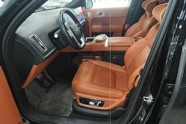 Used Li Auto L9 2022 Max model
