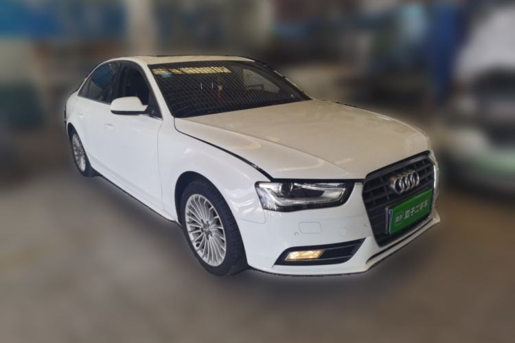 Used Audi A4L 2015 35 TFSI Automatic Comfort Model Front Right 45 Deg