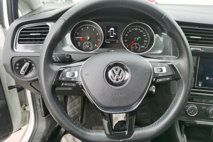 Used Volkswagen Golf 2019 200TSI DSG Comfort & Ambition Edition China VI Standard
