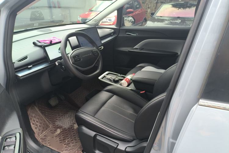 Used Venucia VX6 2024 520 Travel Edition
