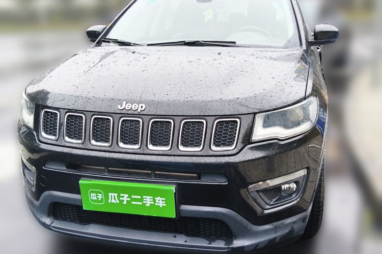 Used Jeep Compass 2017 200T Automatic Family Edition
