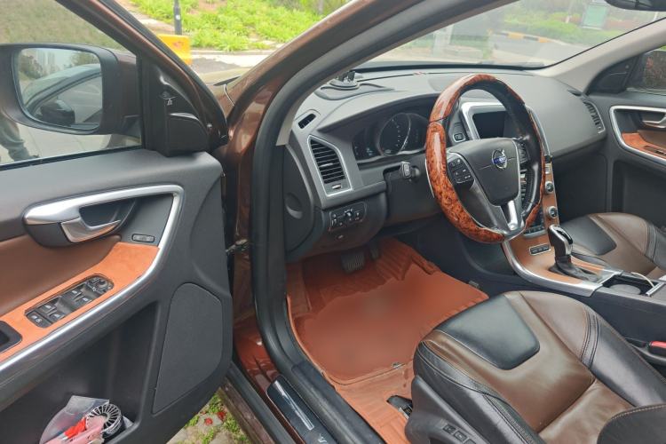 Used Volvo XC60 2015 T6 AWD Smart Version