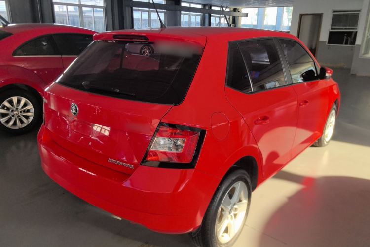 Used Skoda Fabia 2017 1.4L Automatic Car Enjoy Edition
