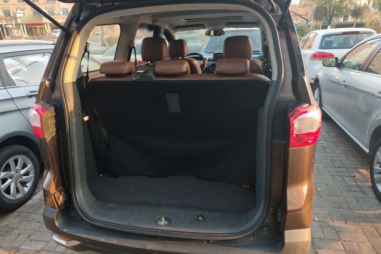 Used BAIC Changhe M70 2017 1.5L manual aviation cabin
