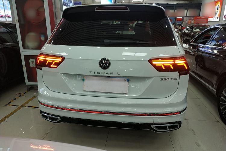 Used Volkswagen Tiguan L 2023 Restyled 330TSI Automatic Two-Wheel Drive R-Line Enhanced Comfort Version
