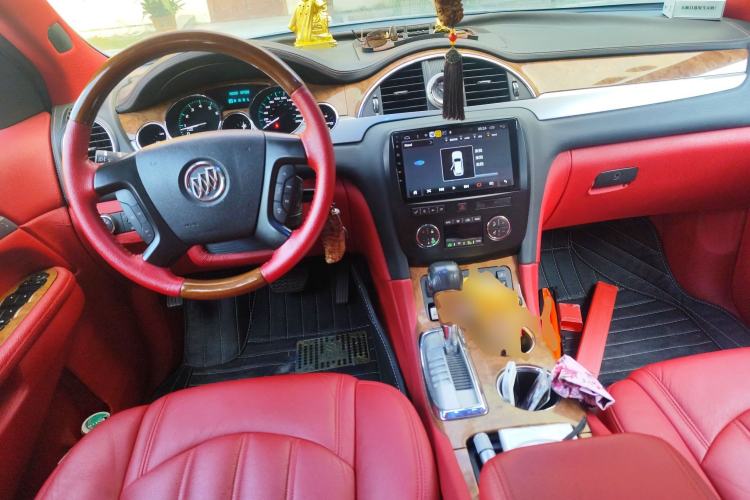 Used Buick Enclave 2010 3.6L Elite Edition Center Console
