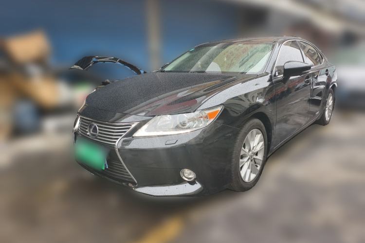 Used Lexus ES 2014 300h Elite Edition