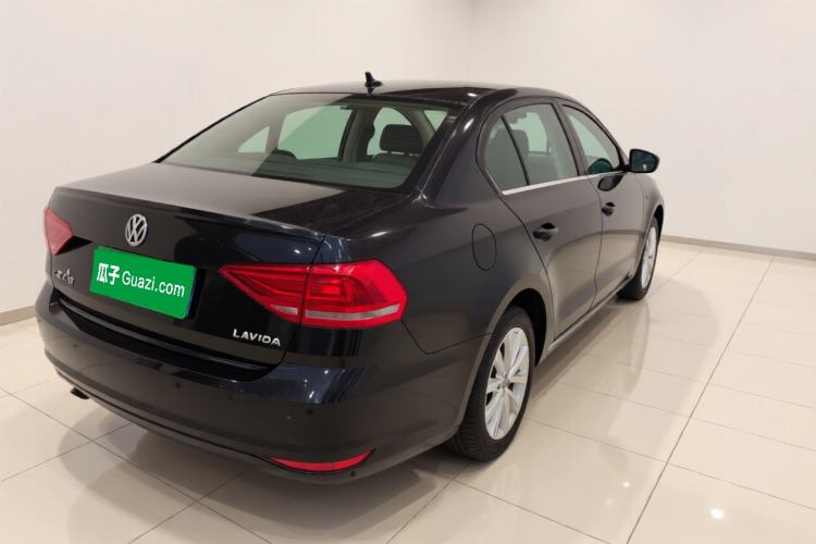 Used Volkswagen Lavida 2015 1.6L Automatic Comfort Edition