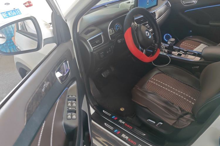 Used Dongfeng Fengon 580 2017 1.5T CVT Smart Connectivity Model
