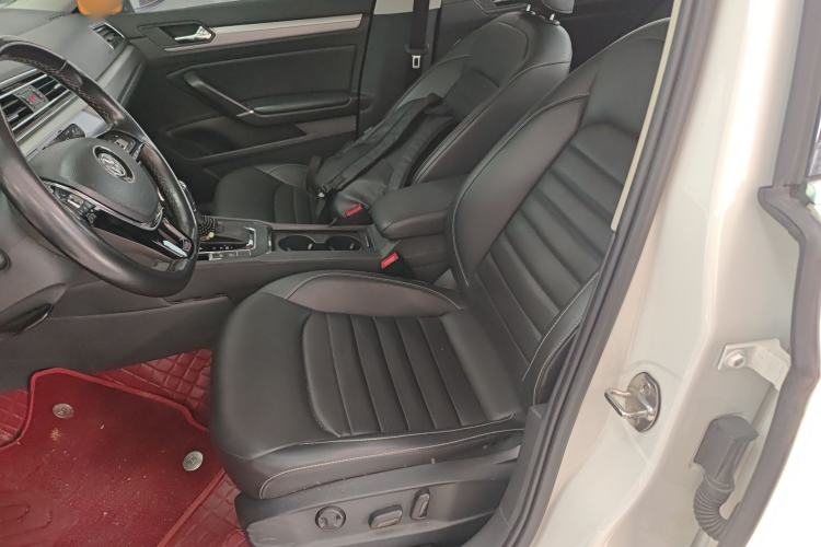 Used Volkswagen Lamando 2021 280TSI DSG Comfort Edition Left Front Seat