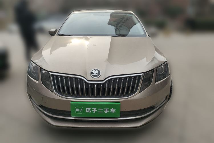 Used Skoda Octavia 2018 1.6L Automatic Luxury Edition