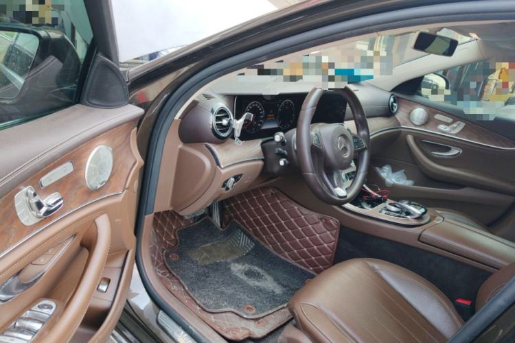 Used Mercedes-Benz E-Class 2018 Facelift E 300 L Luxury Edition Driver Seat