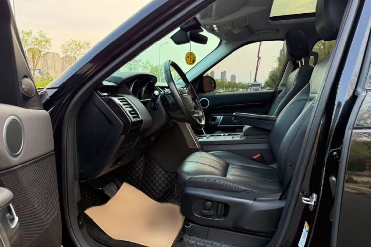 Used Land Rover Discovery 2018 3.0 SC V6 SE
