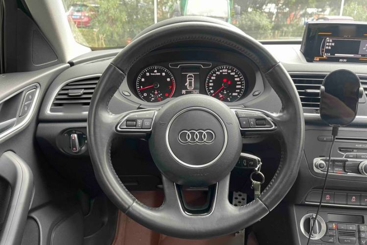 Used Audi Q3 2015 35 TFSI Comfort Model