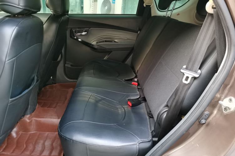 Used JAC Group Refine M2 2013 1.5L Manual Comfort Model 5 Seats

