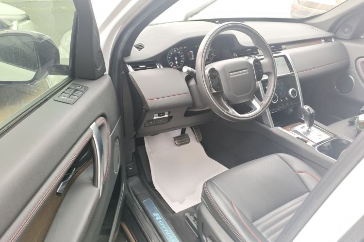 Used Land Rover Discovery Sport 2021 249 PS R-Dynamic S Performance Edition Driver Seat