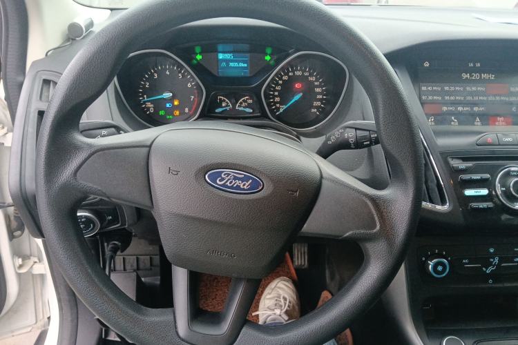 Used Ford Focus 2017 Hatchback 1.6L Automatic Comfort Plus SmartDrive Edition