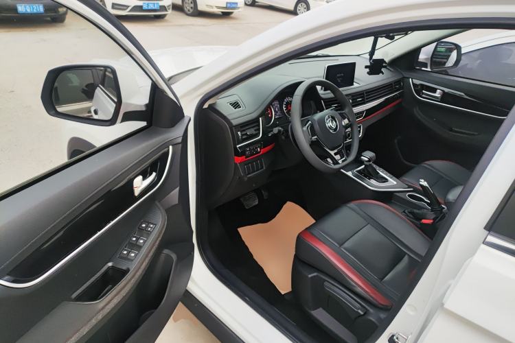 Used FORTHING T5 2021 1.5T Automatic Comfort Version