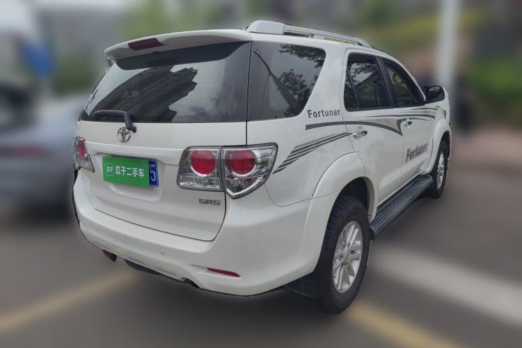 Used Toyota Fortuner 2015 2.7L Standard Edition
