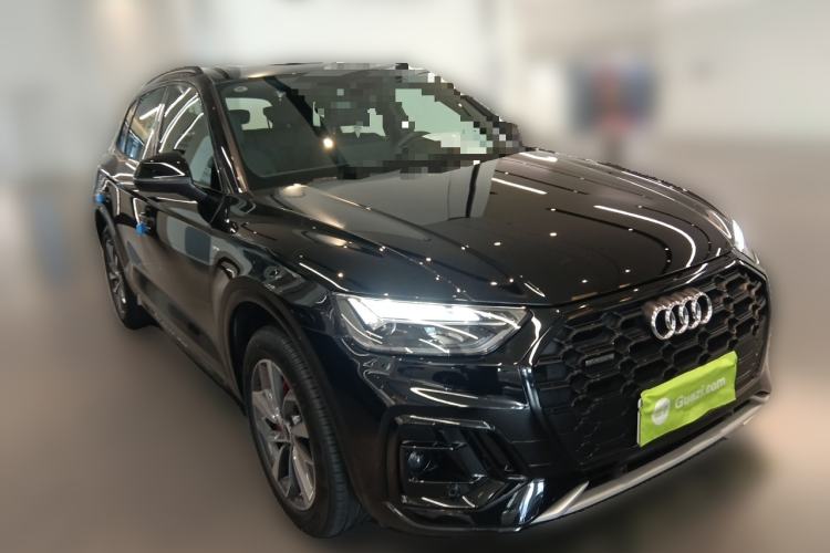 Used Audi Q5L 2023 40T Luxury Dynamic Model Front Right 45 Deg