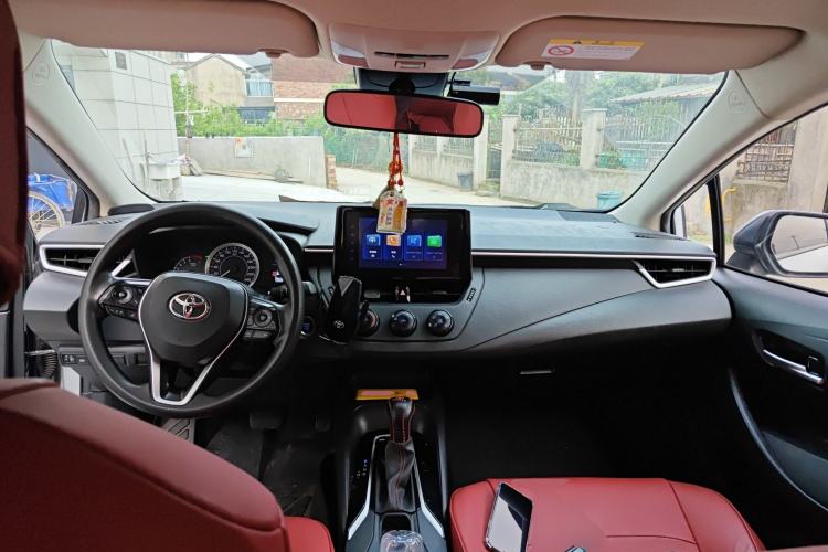 Used Toyota Corolla 2021 1.2T S-CVT Pioneer PLUS Edition Center Console