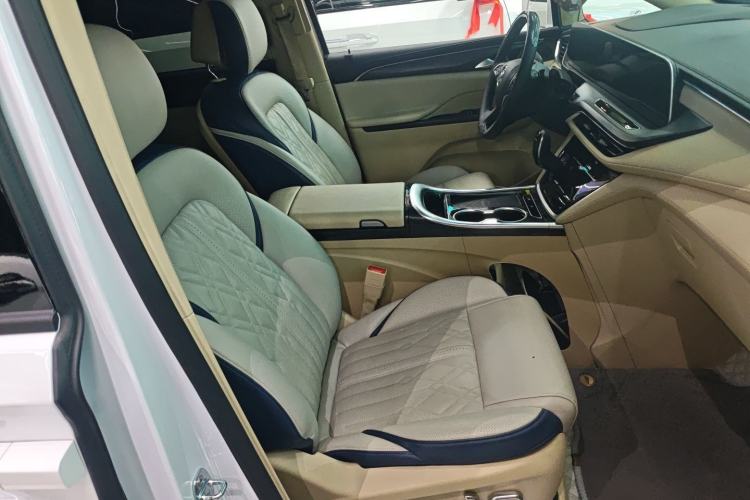 Used Buick GL8 2023 ES Lu Zun Deluxe Model