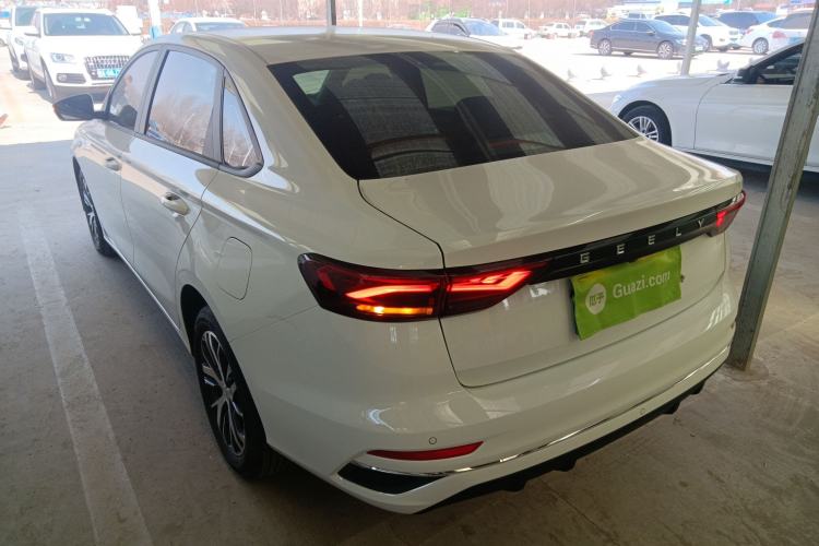 Used Geely Auto Emgrand 2025 4th Generation 1.5L CVT Starry Edition
