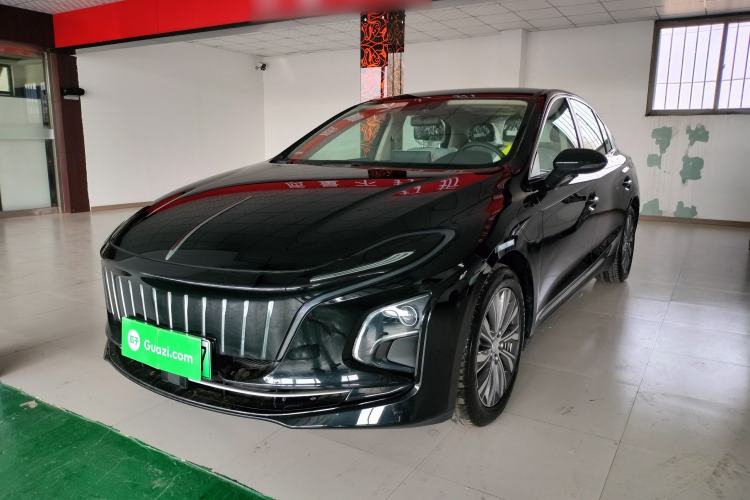 Used Hongqi E-QM5 2022 431 km Charge & Enjoy Edition