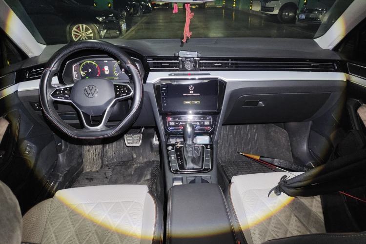 Used Volkswagen Magotan 2023 2 Million Units Commemorative Edition 330TSI DSG Luxury Version