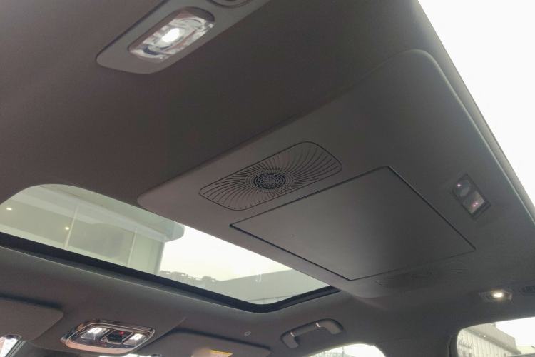 Used Geely Galaxy M9 2025 Model 230km Two-Wheel-Drive Exploration Edition Headliner