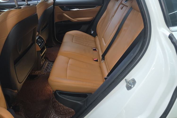 Used BMW X6 2015 xDrive28i Left Rear Seat