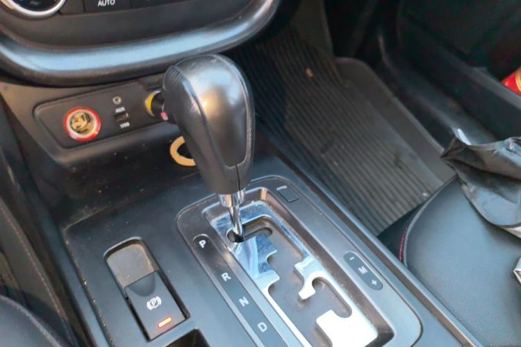 Used Bestune X80 2015 1.8T Automatic Luxury Model
