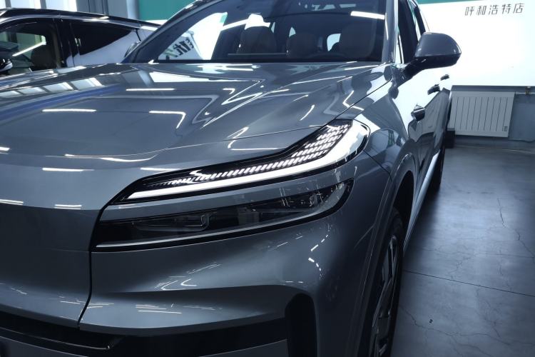 Used ONVO Luxeed L90 2025 Model—Max Six-Seater Version Left Front Headlight