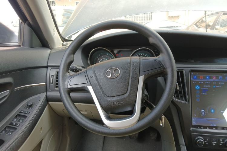 Used BAIC Senova D50 2014 1.5L manual standard version Steering Wheel