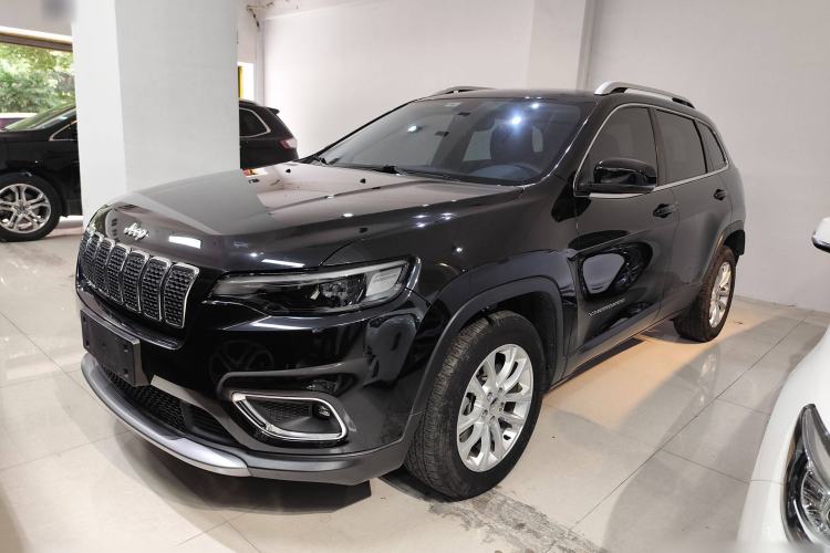 Used Jeep Cherokee 2019 2.0T Two-Wheel Drive Smart Enjoyment Version China VI
