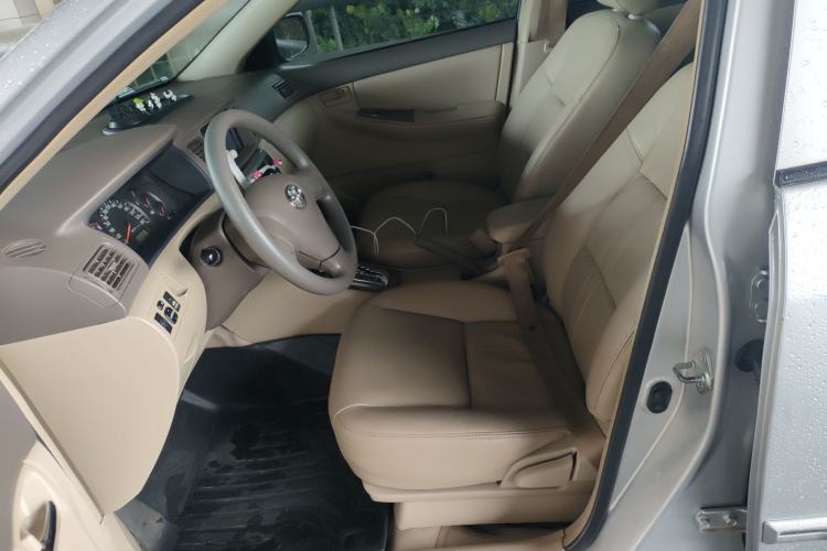 Used Toyota Corolla EX 2011 1.6L Automatic Luxury Edition
