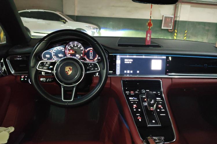 Used Porsche Panamera 2019 Panamera 2.9T Center Console