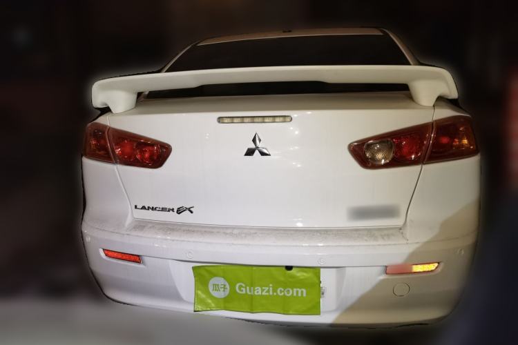 Used Mitsubishi Lancer EX 2011 Fashion Edition 1.8L Manual Smart Type Exterior 4