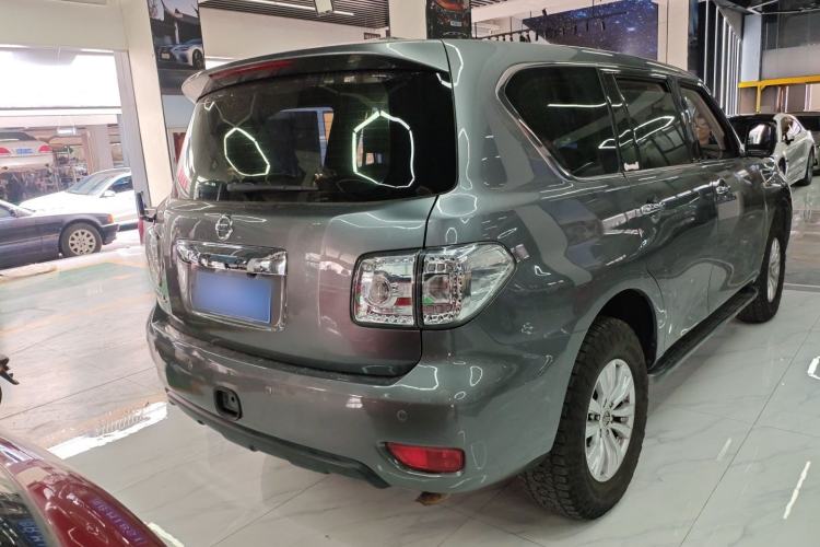 Used Nissan Patrol 2017 4.0L XE Middle East Version
